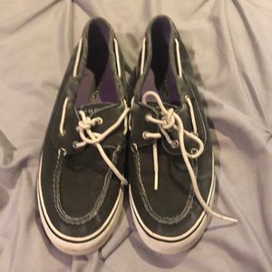 Sperry women’s boat shoes